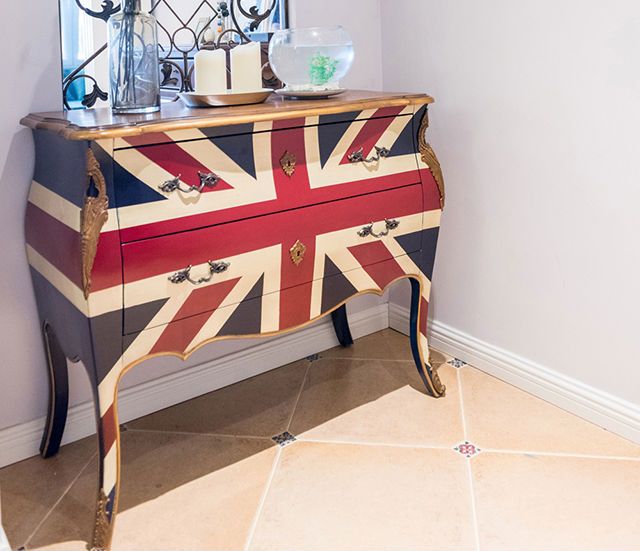 地砖踢脚线可以用什么替代,踢脚线有必要装吗