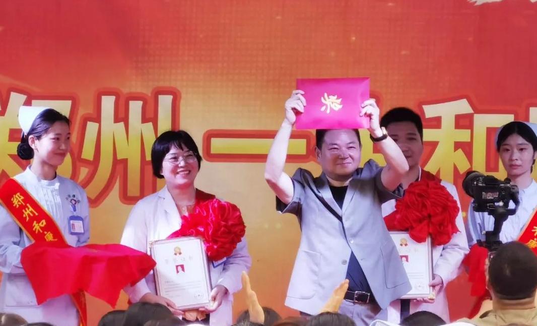 新安县抗疫英雄凯旋归来警察开路,攀枝花抗疫英雄凯旋归来警察开路