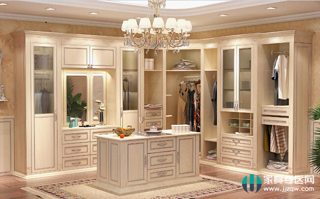 三大定制巨头掀价格战，谁会被打垮？