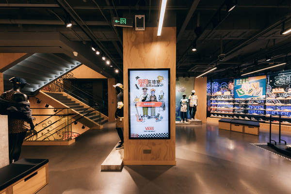 vans中国门店,vans中国第一家专卖店
