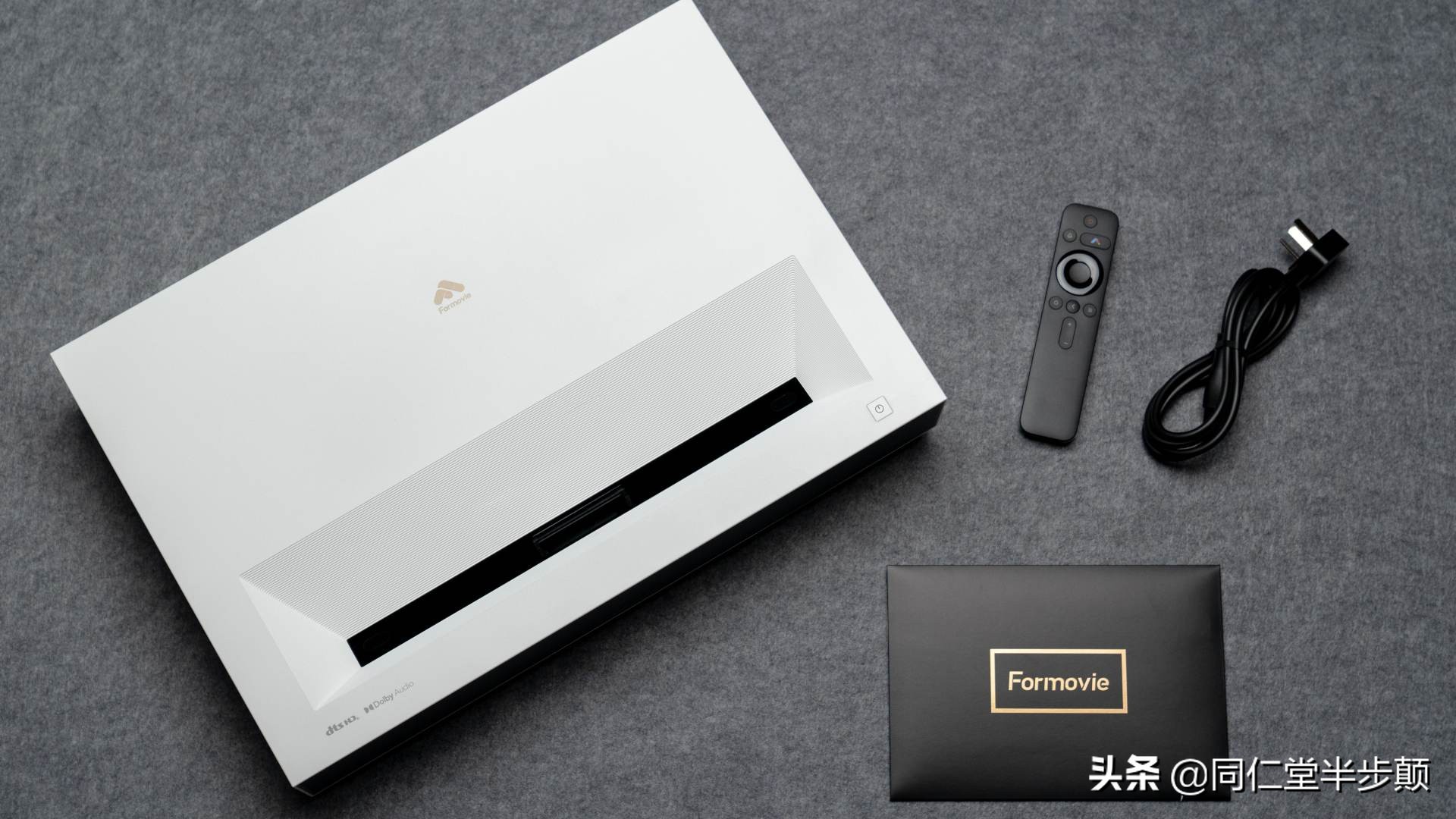 峰米c2激光电视白天效果怎么样,多功能峰米激光电视开箱