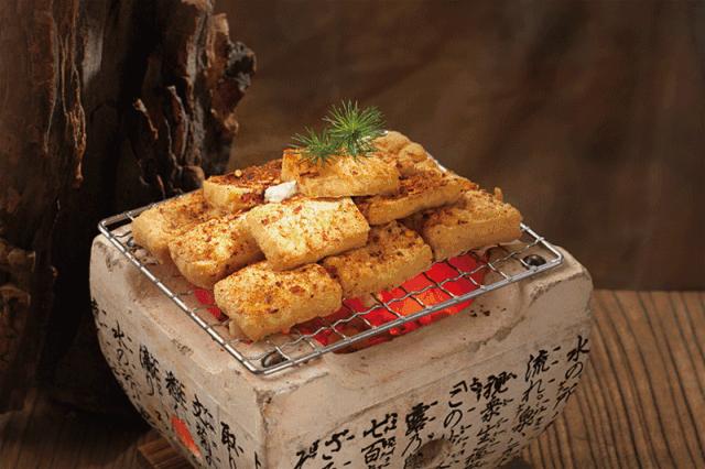 5000颗气球从天而降,从天而降的1亿颗钻石