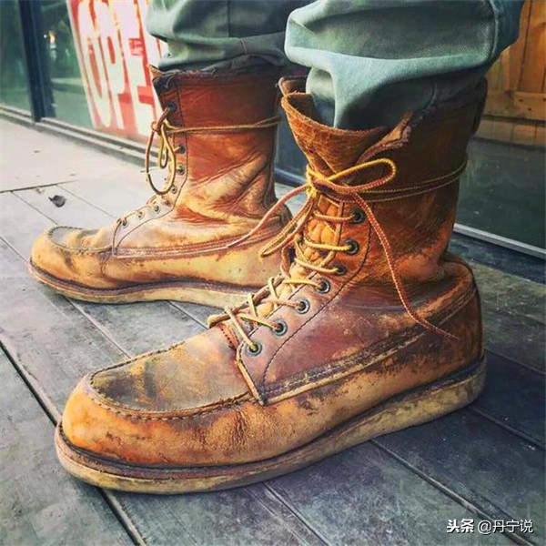 重度阿美咔叽发烧友的伙伴，8英寸红翼工装靴877穿5.5年了