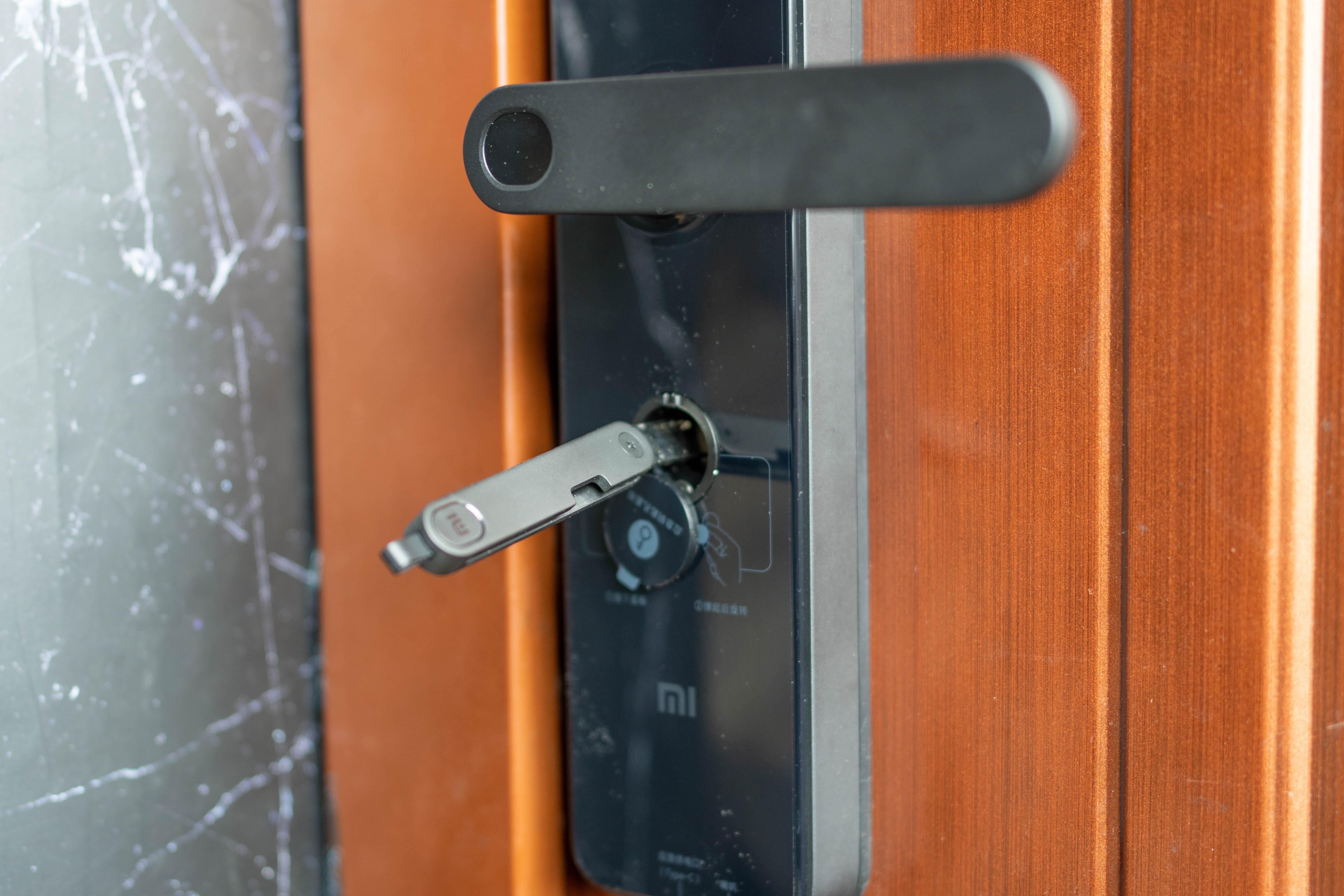 小米智能门锁标准版和智能门锁1s,小米智能门锁1s使用介绍