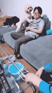 搞笑GIF动图:小姐姐,你体验木乃伊的制作过程,能坚持几分钟