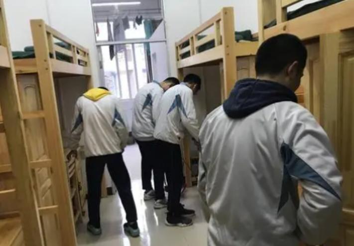 南开大学人性化宿舍,南开大学承认设夫妻寝室