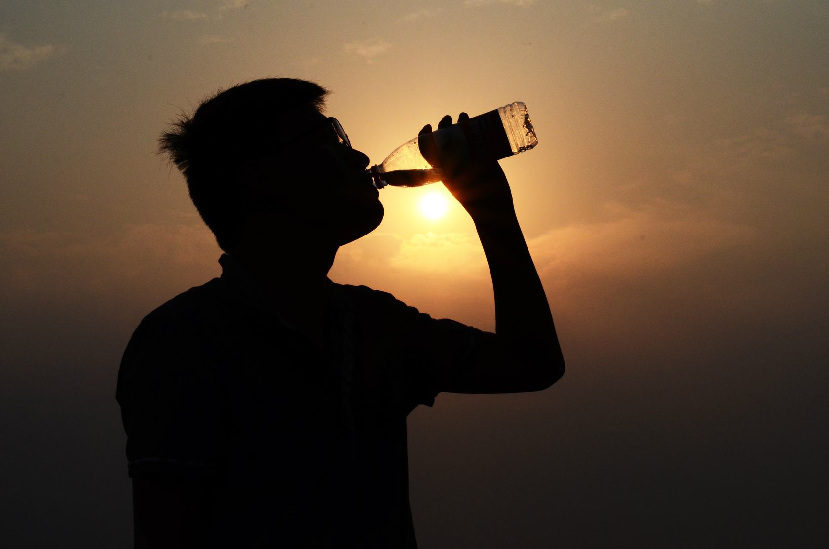 艾灸后出现干呕怎么回事,老是恶心干呕胃不舒服怎么办