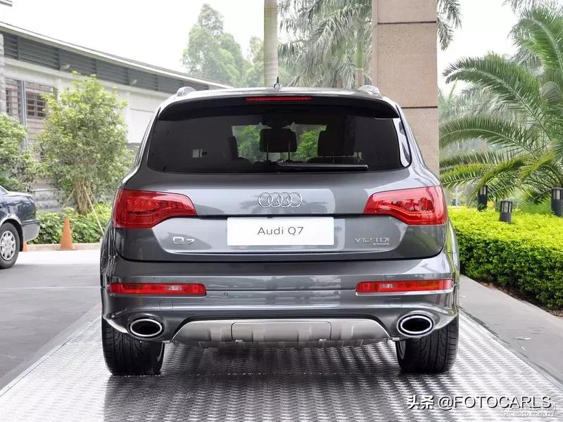奥迪q7v12柴油版越野视频,奥迪q7v12柴油6.0发动机质量