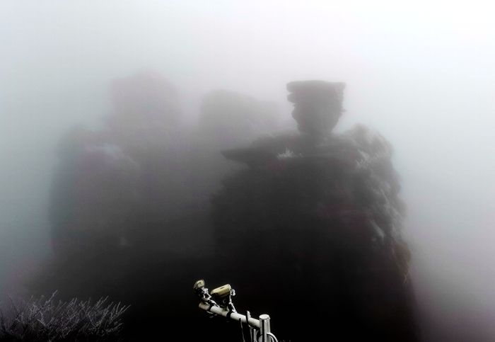 雨中的梵净山景色,烟雨梵净山
