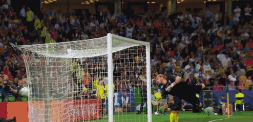 十年欧冠决赛，十一大经典进球——梅西独占两席，榜首大圣归来