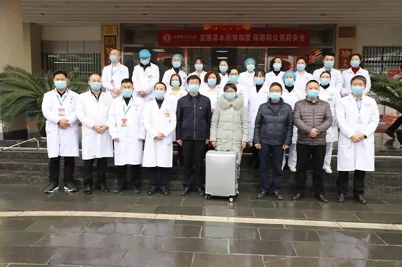 杜富国和杜富佳的故事电影,杜富佳和杜富国的故事