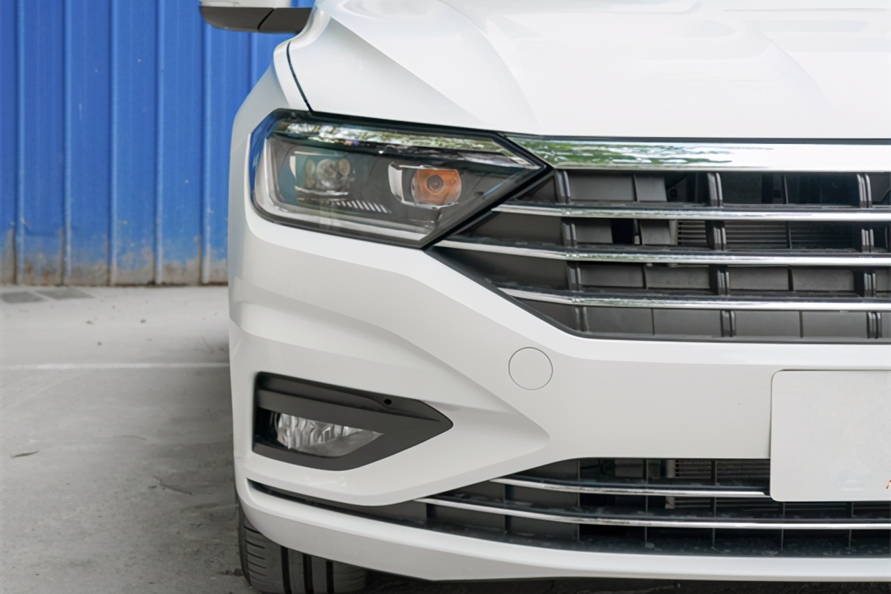 开惯了轩逸换什么车,速腾和轩逸驾驶感受