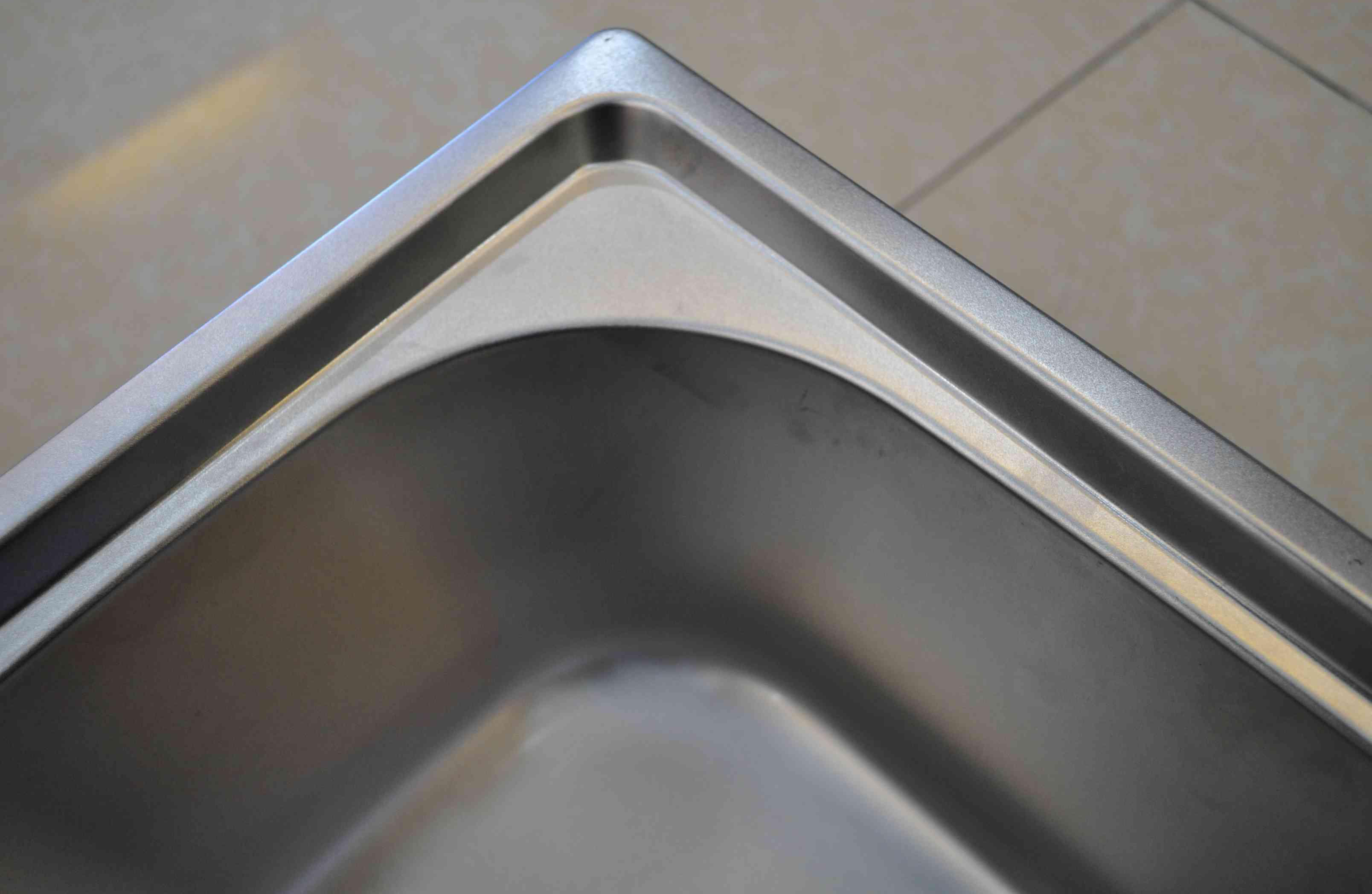 水槽大单槽怎么选不锈钢,不锈钢洗菜盆单槽还是双槽的好用