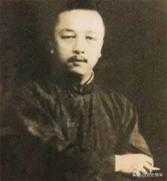 李大钊墓碑正面文字图片,李大钊墓碑碑铭