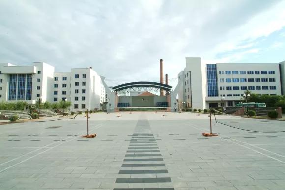 延边三中是重点高中吗,吉林延边第一中学简介