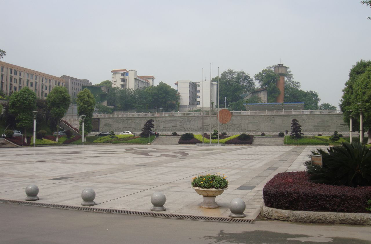 益阳高考前三名名单,湖南益阳排名前十名高中