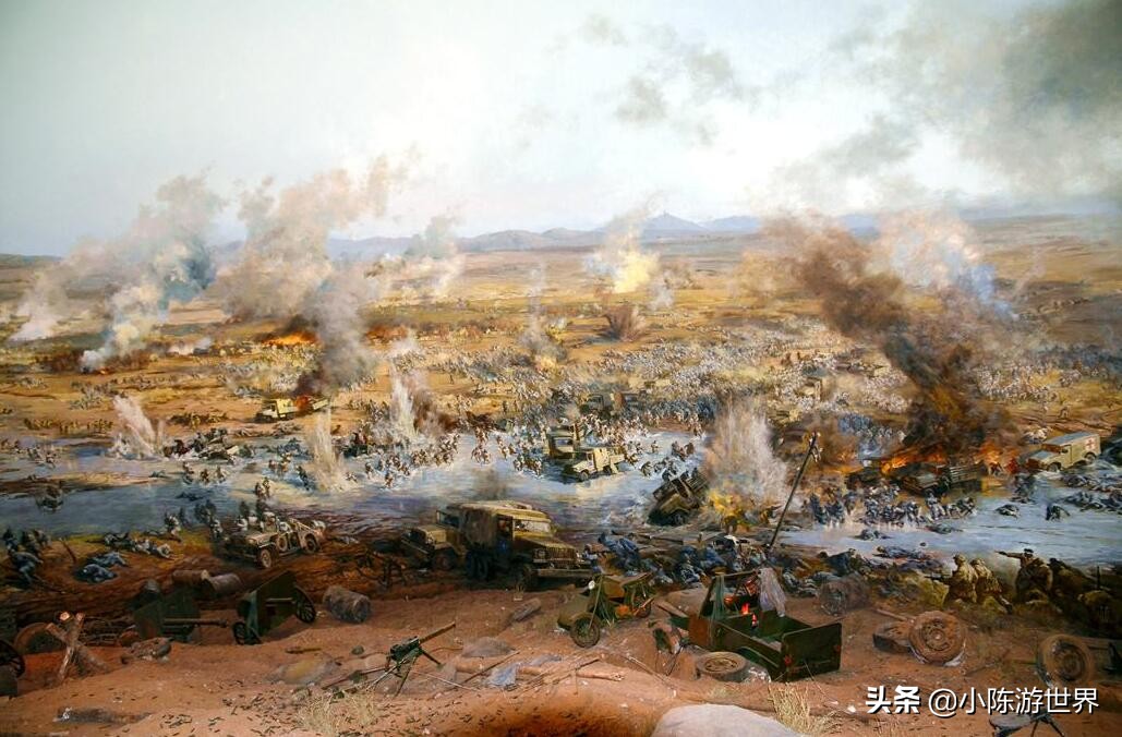 挖机大妈向趵突泉吐水,大妈向趵突泉吐水西安游客