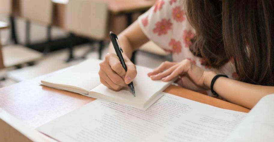 如果孩子厌学家长该怎么正确引导,孩子厌学家长该如何应对