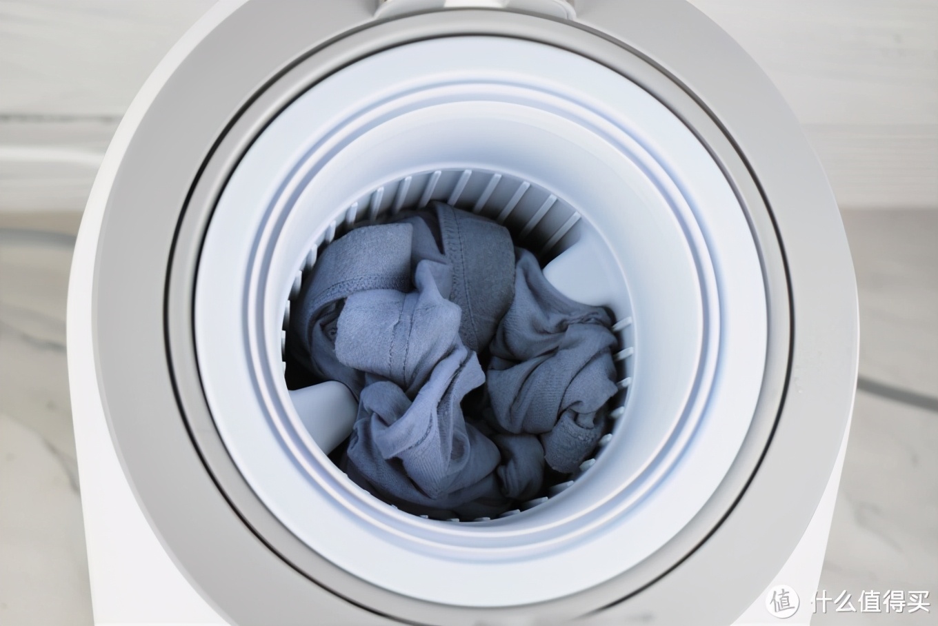仿手搓洗、分袋洗护：觉飞内衣裤洗衣机，解决贴身衣物清洗难题