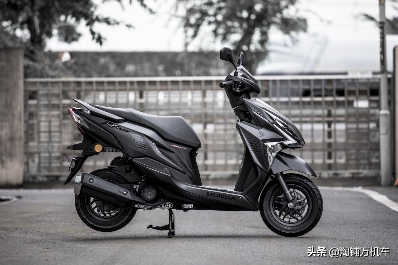 新大洲本田裂行rx125踏板价格,裂行新款rx125abs和uy125视频测评