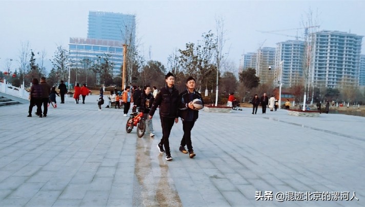 过年串亲戚拿礼品有什么讲究,过年回农村走亲戚带什么礼品