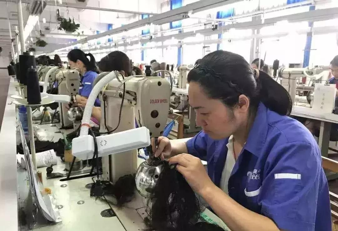 维多利亚贝克汉姆的发型,维多利亚贝克汉姆当年的时尚