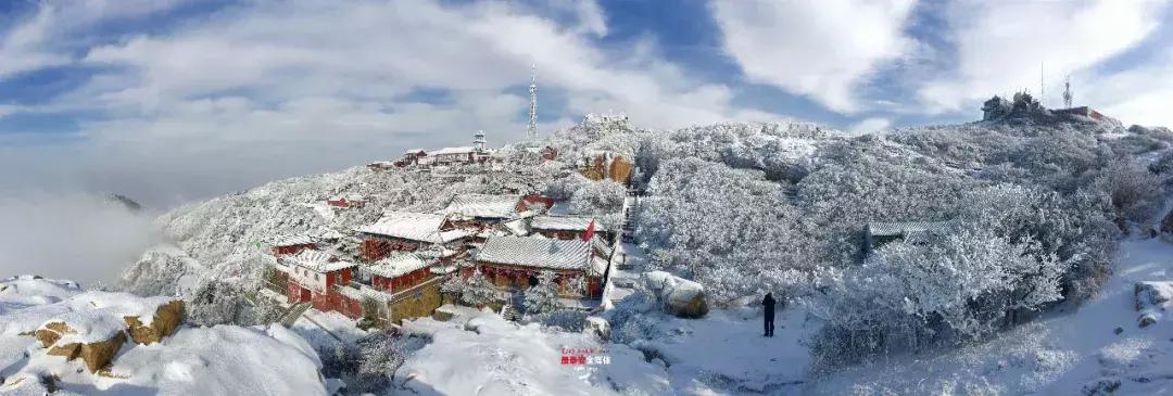 此刻泰山成了雪国，美到无言！高清美图来袭，“雪国的列车”即刻发车！