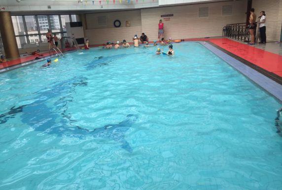 清爽游泳池,庄里游泳馆