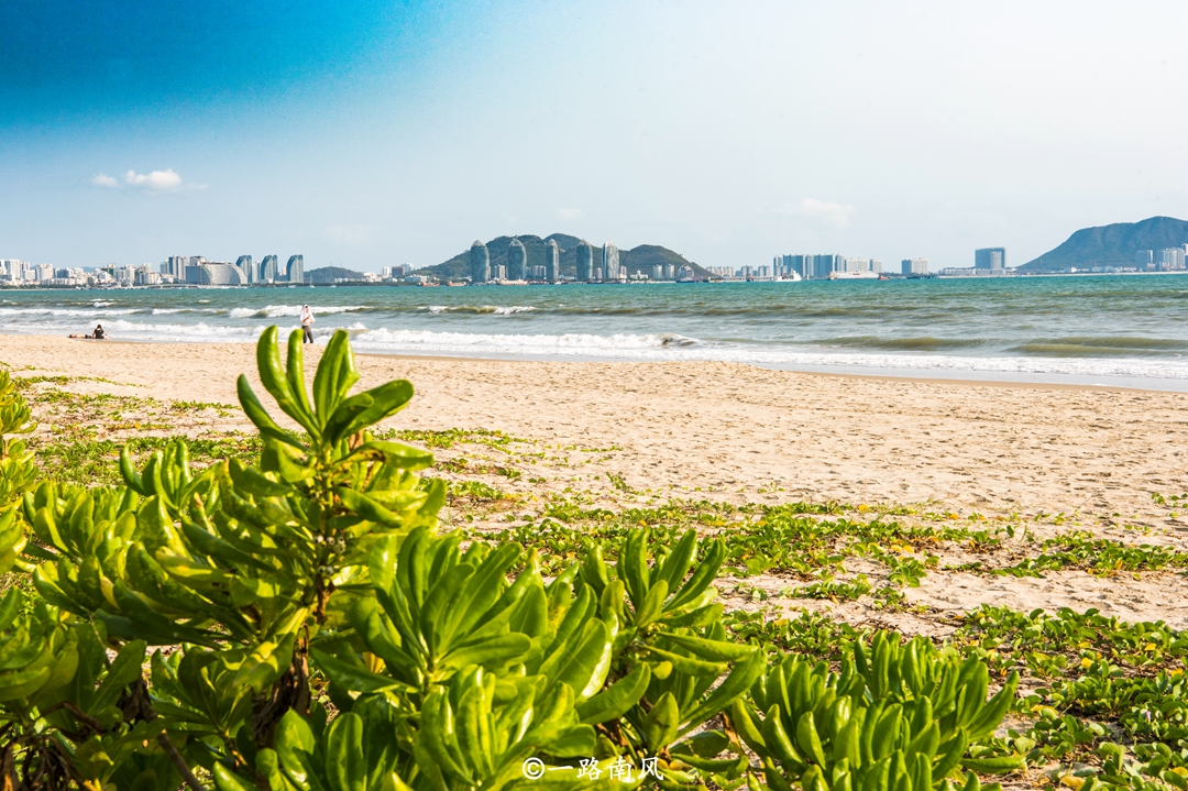 三亚温度不高但感觉很热,三亚冬天低于零度