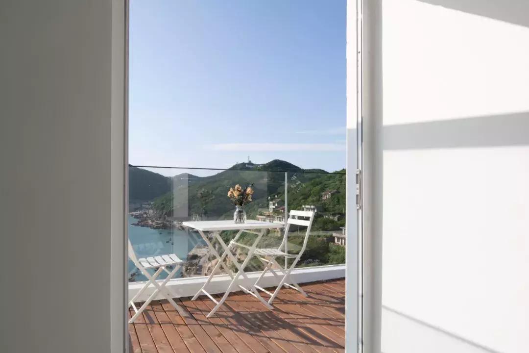 丽江270度白房子湖景度假民宿 (270度白房子湖景度假民宿)