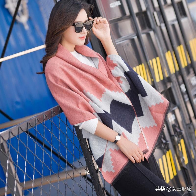 冬季羊绒围巾10种围法,系针织羊绒围巾教程