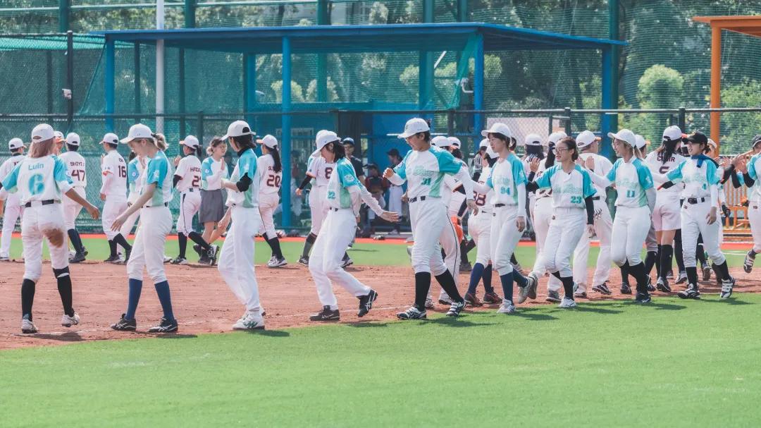 “Girls,baseballisfun!”——第二届曦照女子棒球赛纪实