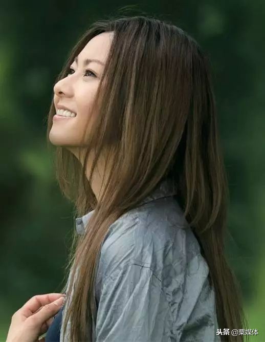 柯南背后的美女,柯南背后