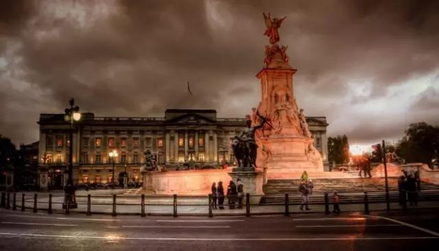 世界著名宫殿是哪几个,世界十大宫殿建筑排名