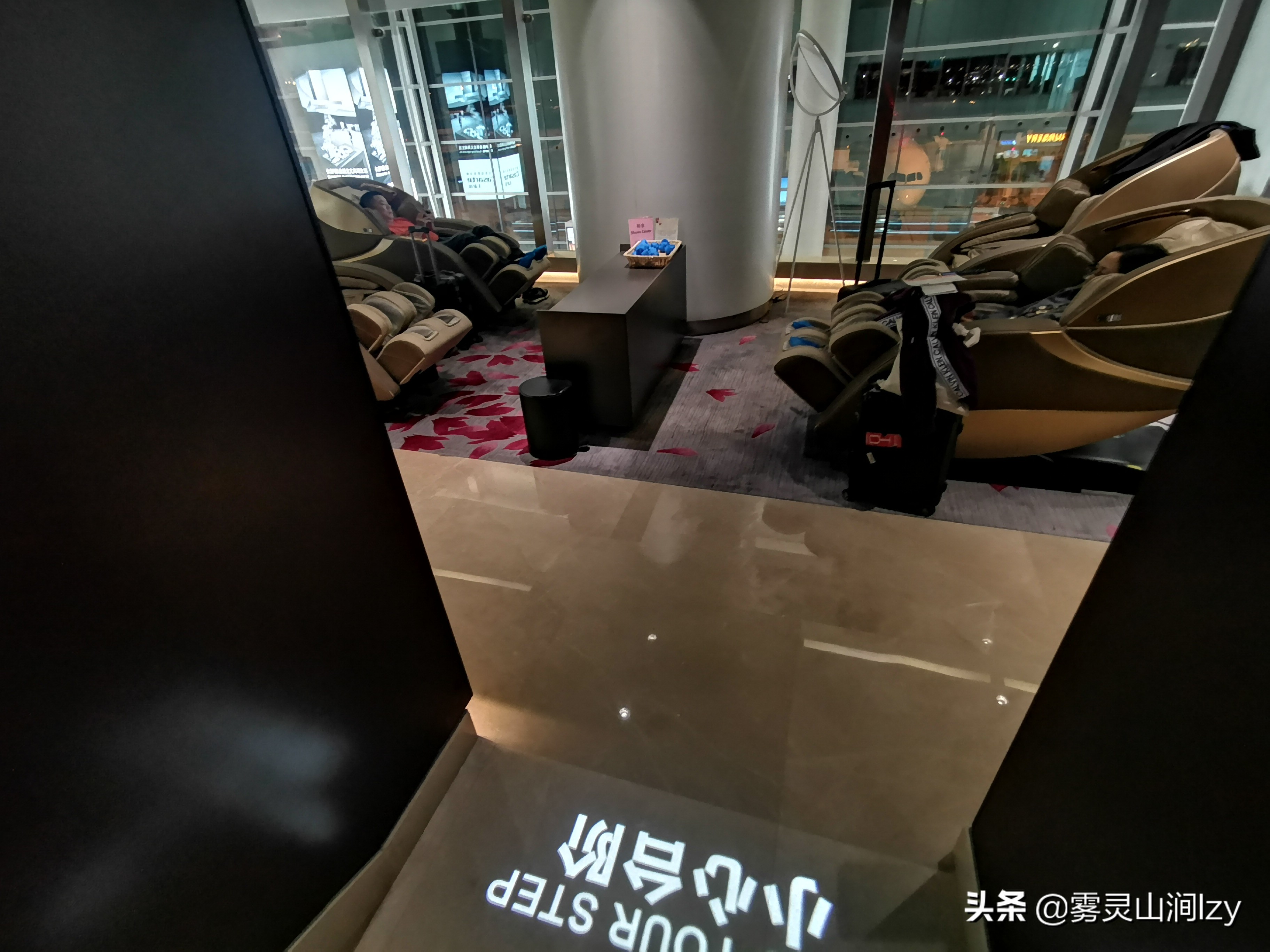 白云机场南航明珠贵宾休息室攻略,广州白云机场头等舱候机室