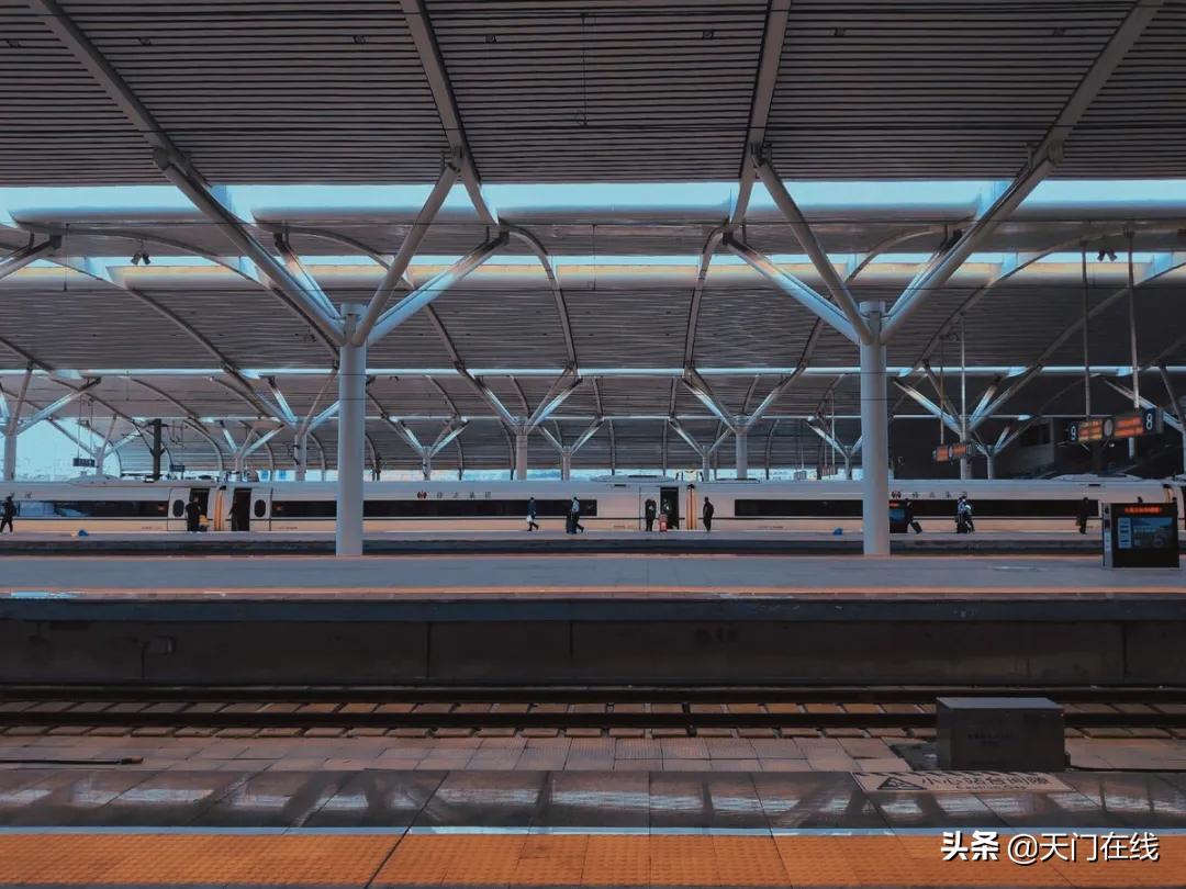 你以为的天门现实中的天门,天门是个怎样的城市