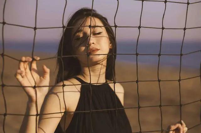 聊天不用句号,聊天不用句号收尾的人什么心理