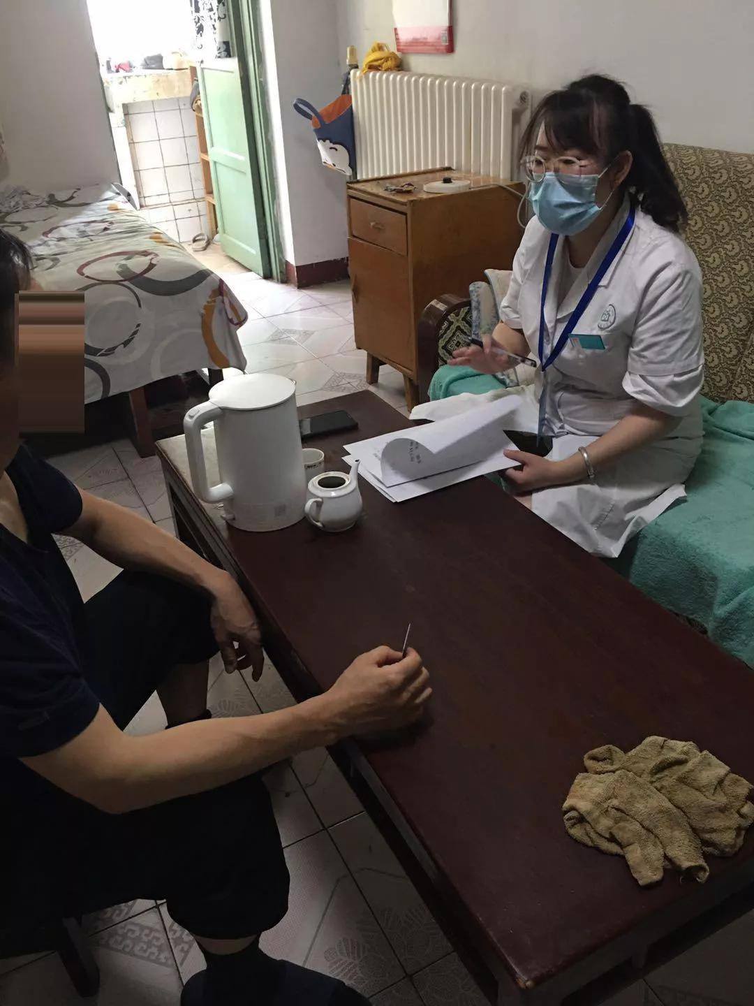 济南历下燕山社区卫生服务中心,社区卫生中心负责人的访谈