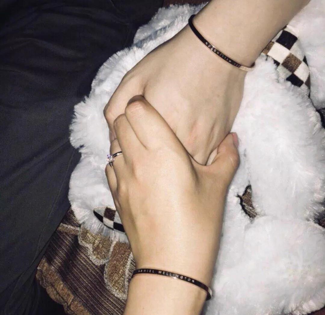 李现现实中有女朋友吗,怎么成为王一博女朋友