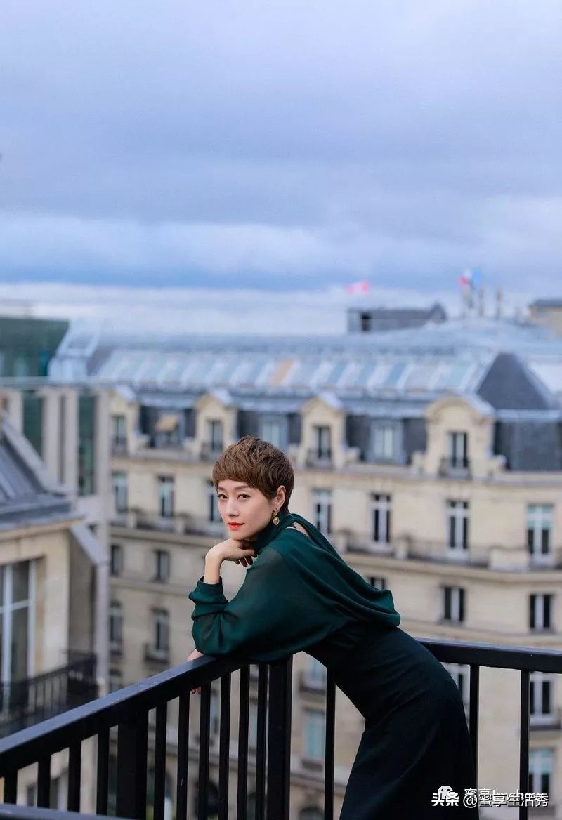 凯特王妃梅根穿衣搭配,凯特王妃和梅根穿衣打扮秋冬