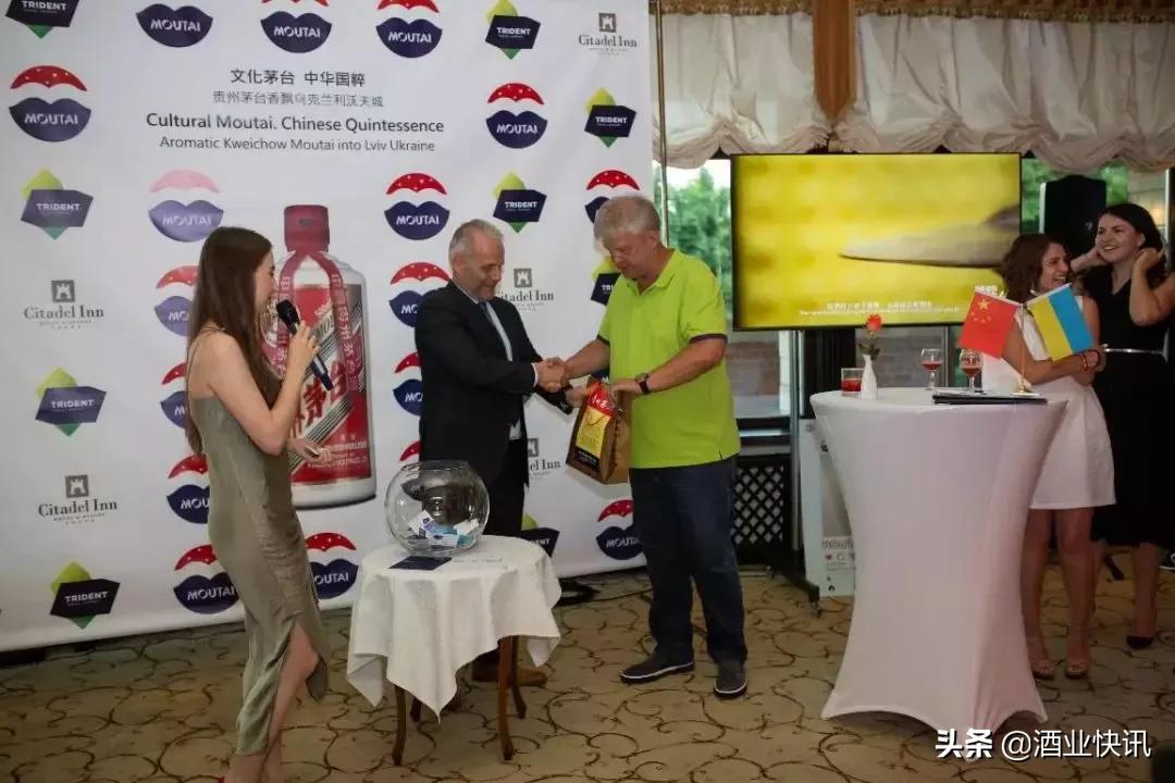 茅台走进坦桑尼亚纪念酒,茅台引起的酱香热潮