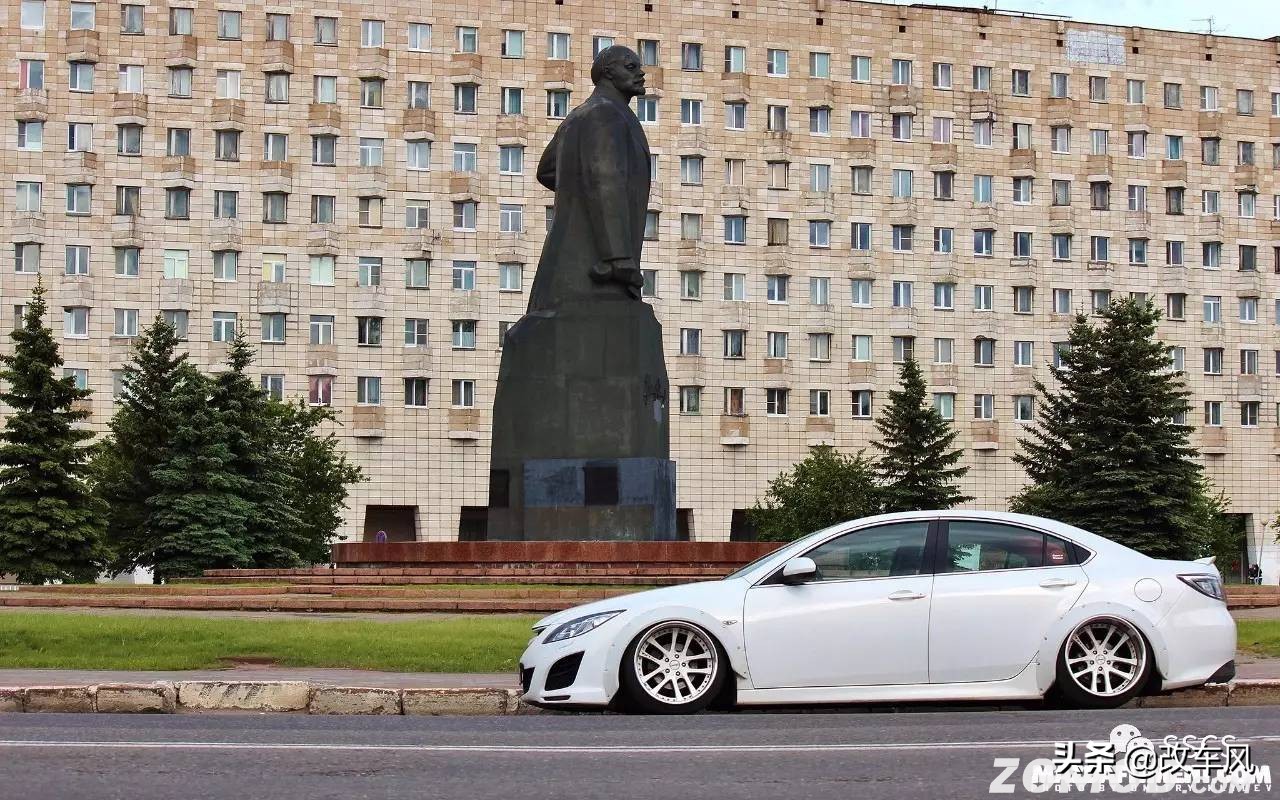 估计战斗名族追求的就是这种夸张效果?马自达6睿翼欣赏