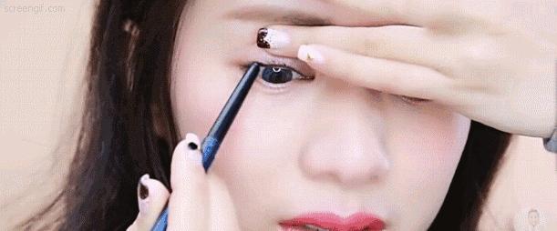 单眼皮jenny眼妆,jennie单眼皮猫眼妆怎么画