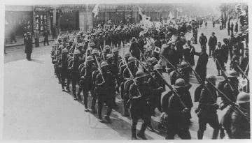 政府抗疫不力,巴西黑帮封城获赞?醒醒,真实黑帮可没这么正能量