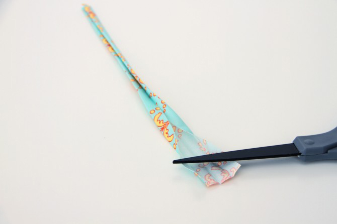 小孩连衣裙的蝴蝶结的制作教程,好看的儿童连衣裙编织教程