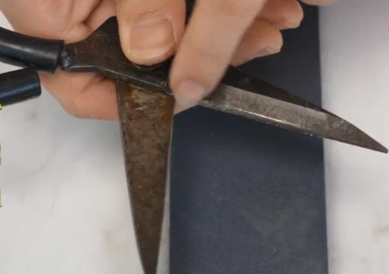 剪刀钝了如何处理,剪刀变锋利了怎么办