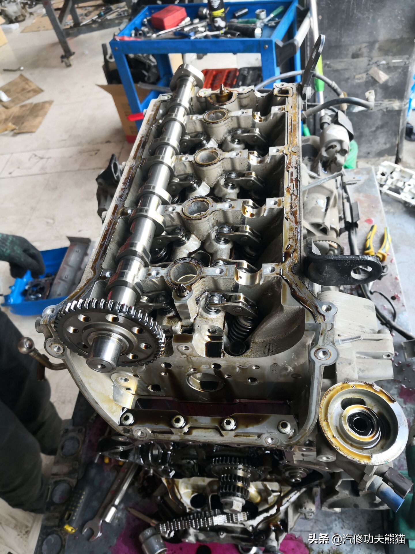 大众夏朗烧机油用什么燃油宝,2012款夏朗2.0t烧机油怎么处理