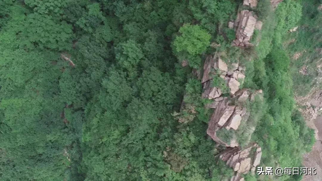 穿梭时光隧道探索古老文明的遗迹,穿梭千年寻找前世之旅插曲