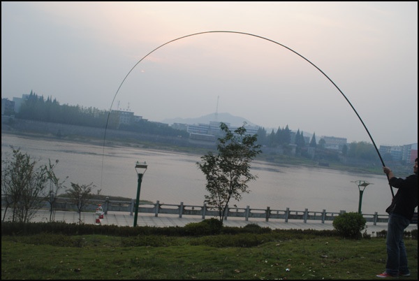 杆子断了就去配节啊