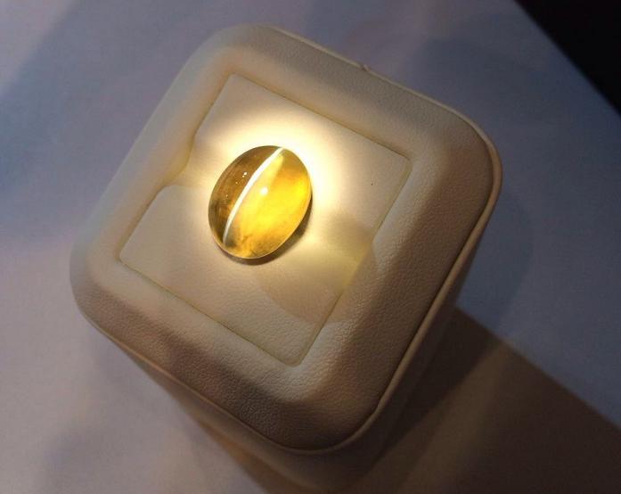 石头上有花纹的石头值多少,石头上有龙图案值钱